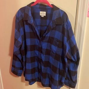 🌸 American Eagle Boyfriend fit flannel! Size XL!